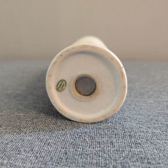 3/$15 | Leaning Tower of Pisa Parmesan Cheese Shaker, 8" Tall - Picture 4 of 4